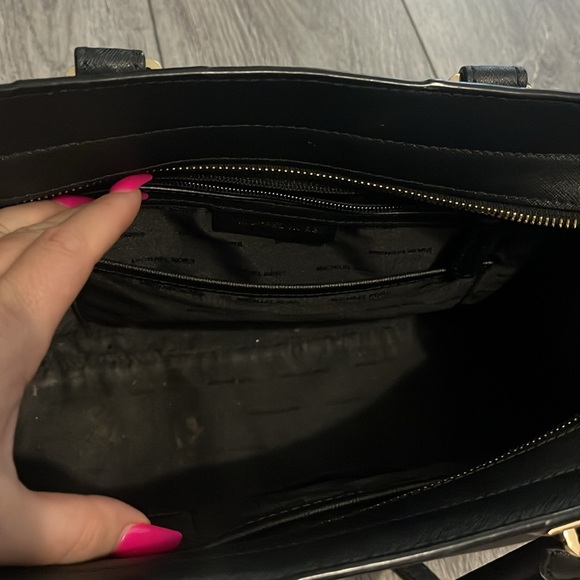 🔥FINAL🔥 Michael Kors Quinn Saffiano Large Satchel - Picture 9 of 13